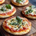 Mini-Margherita-Pizzen