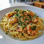 Cremige Garnelen-Pasta mit Knoblauch
