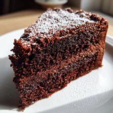 Saftiger Maulwurfkuchen: 7 Zutaten für Schokoladenglück