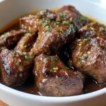 Proteinreiches Slow-Cooker-Rezept: Knoblauchbutter-Rinderstücke