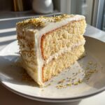 Vanille-Buttercreme-Torte mit Goldstreuseln