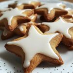 Festliche Lebkuchensterne mit Vanilleglasur
