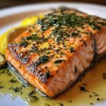 Lachs mit Zitronen-Knoblauch-Buttersauce