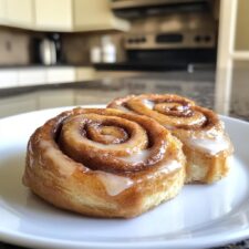Perfekte Zimtschnecken in 1 Stunde – unwiderstehlich süß