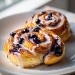 Blaubeer-Zimtschnecken