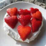 Erdbeer-Herz-Dessert