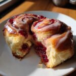 Himbeer-Zimtschnecken