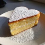 Herzförmiger Geburtstagskuchen