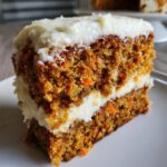 Karottenkuchen mit Frischkäse Frosting – Super saftig & cremig