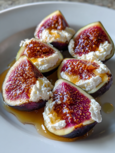 frische feigen rezepte: köstliche Feigen mit Ziegenkäse und Honig