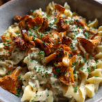 pfifferlinge rezept italienisch: cremige Pfifferlinge alla Panna mit Kräutern